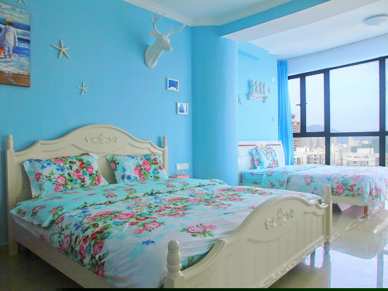 爱琴海主题海景家庭房