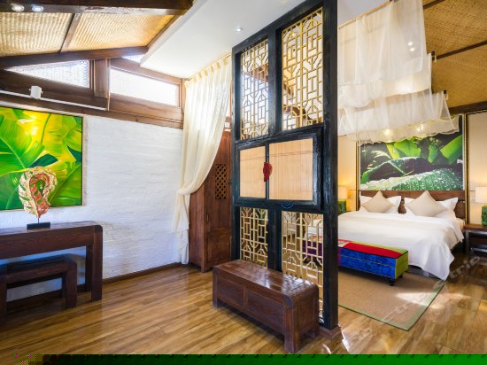 花月夜东南亚大床房