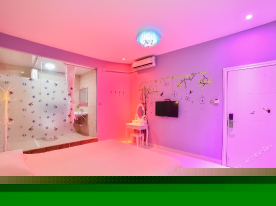 漫旅舒适大床房