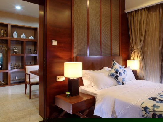 长天轩海景套房一室一厅