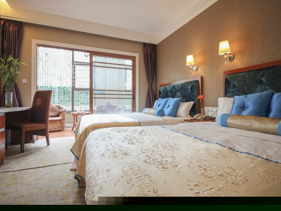 花园阳光双床间