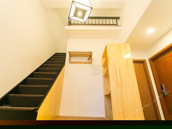 行慢-复式榻榻米大床房