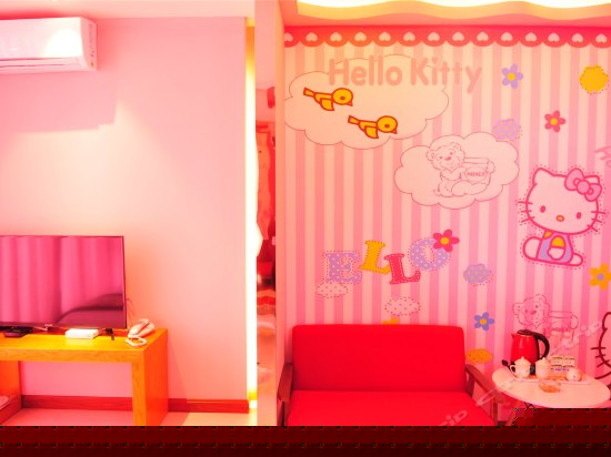 HELLOKITTY海景大床房