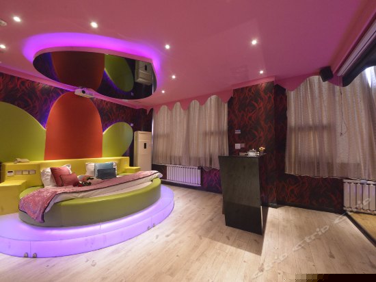 主题动感情趣电动套房