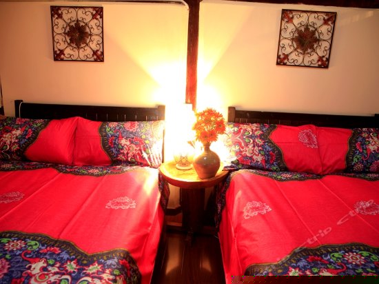 马樱花艺术双床房