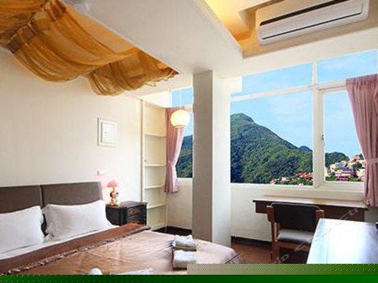 后栋慢慢家庭6人房