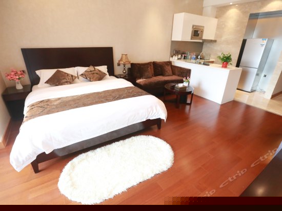 高端精品大床房