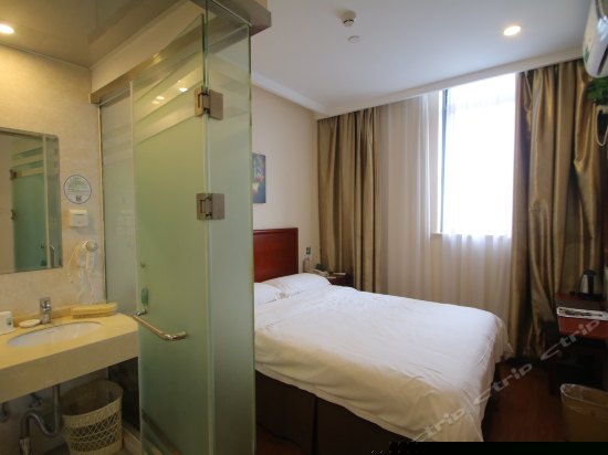 1.5米特价大床房