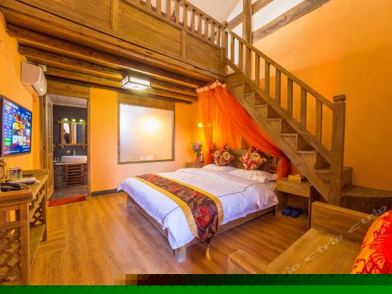 二楼复式阁楼房