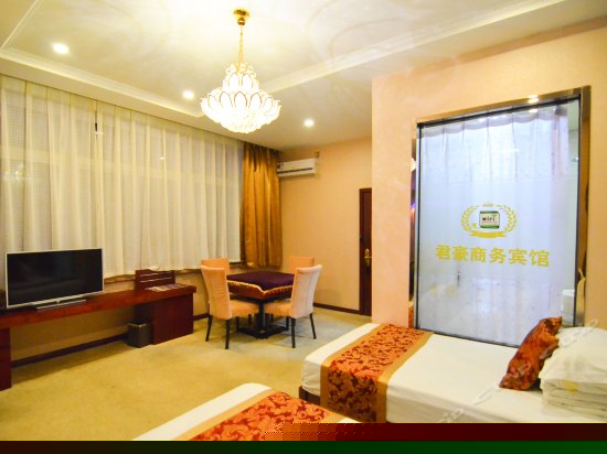 商务大床房