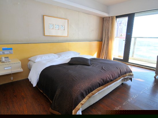 奢华海景大床房