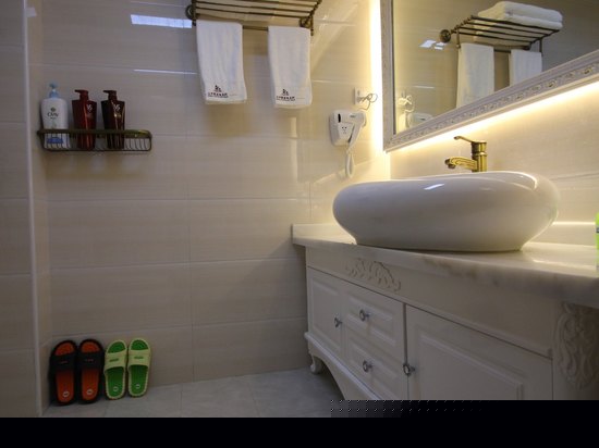 豪华宫廷大床房