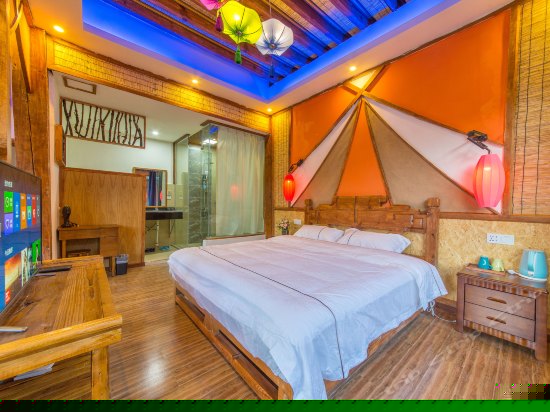 玛达谧·湖景套房