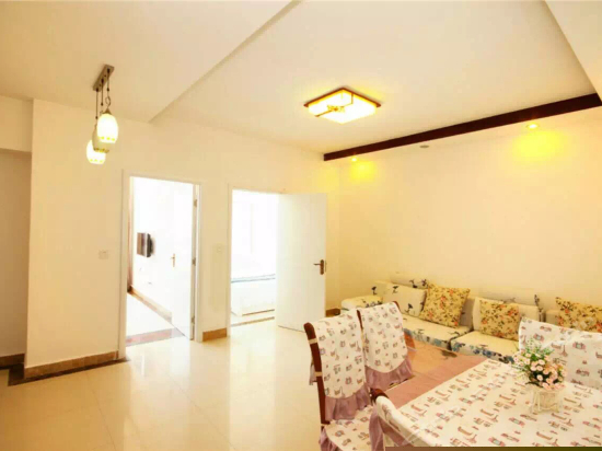 精装海景两室一厅