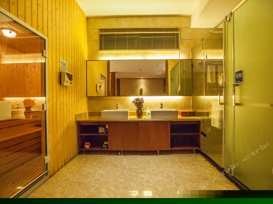 豪华桑拿间