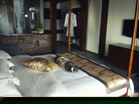 阳光庭院观景大床房