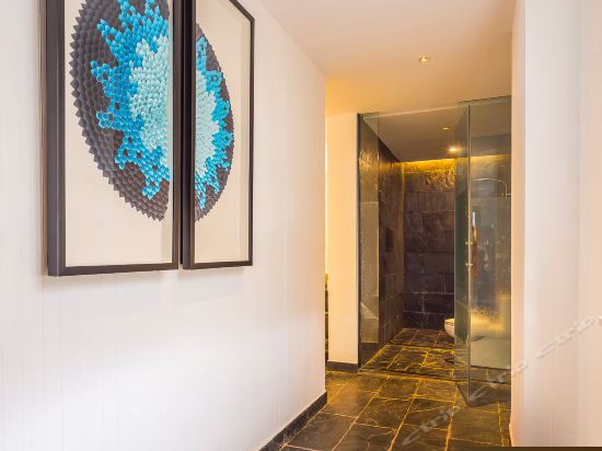 蜜月阳台海景大床房