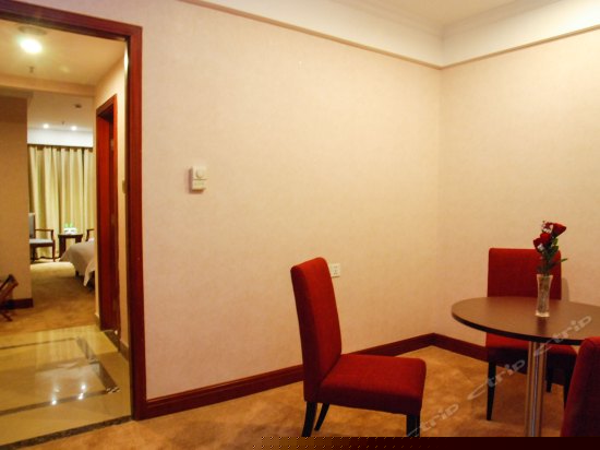 1.8米豪华大床房