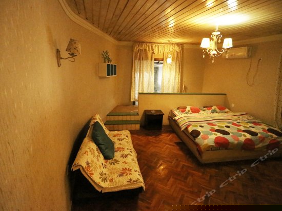 富士静山景阳台房