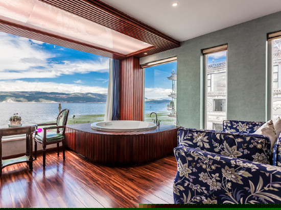 玫瑰绽放双海景豪华房