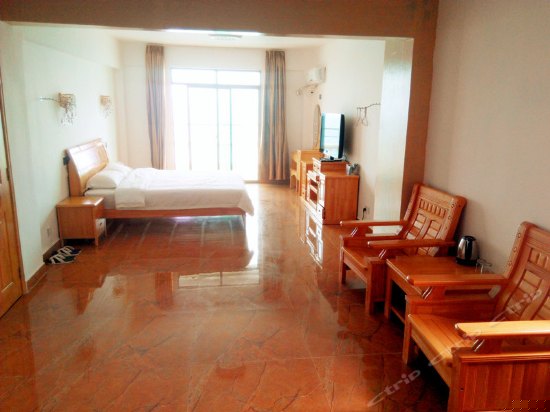 豪华山海全景家庭房