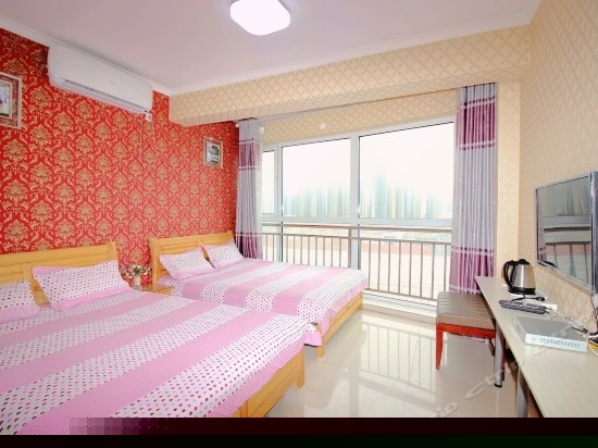 落地窗观景家庭四人间