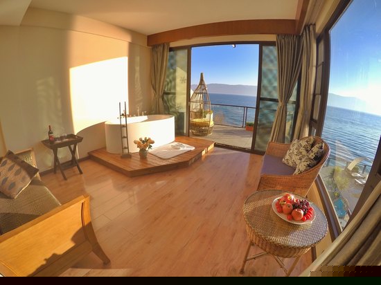 270度豪华海景套房