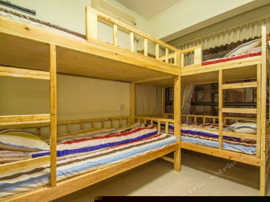 观江阳台独卫男生八人间(床位)