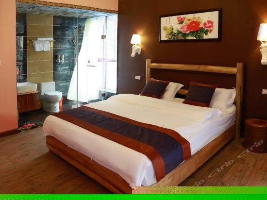 阳台观景大床房