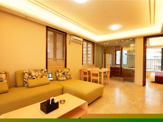 精品全家福2室1厅