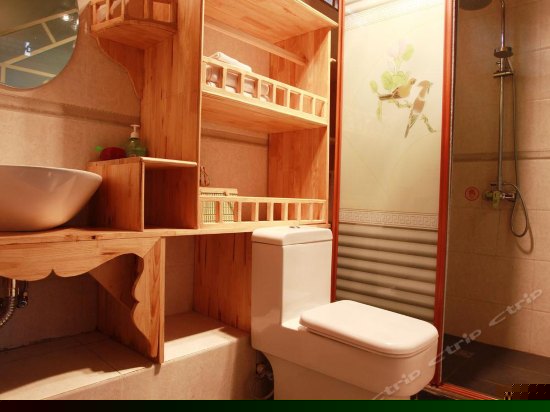 二楼豪华标准房