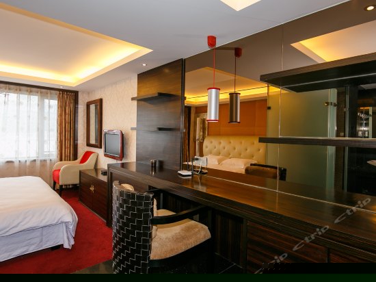 西子景象大床房