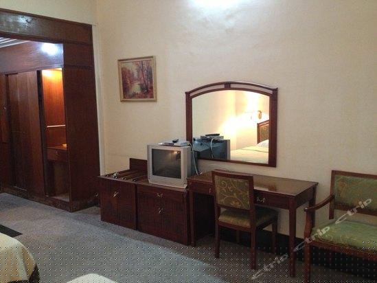 海威楼豪华山景房