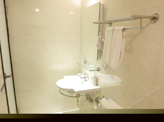 精致标准双床房(无窗)