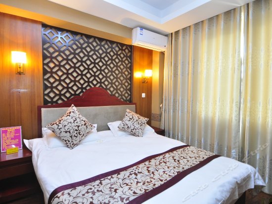 豪华阳台江景套房