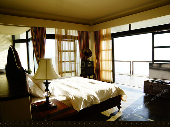 暗香-复古豪华大床房
