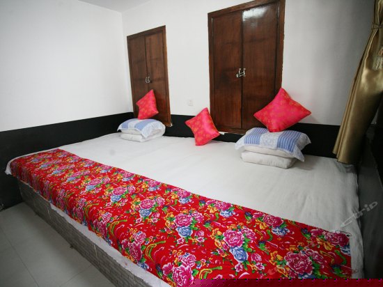 明清土炕三人间