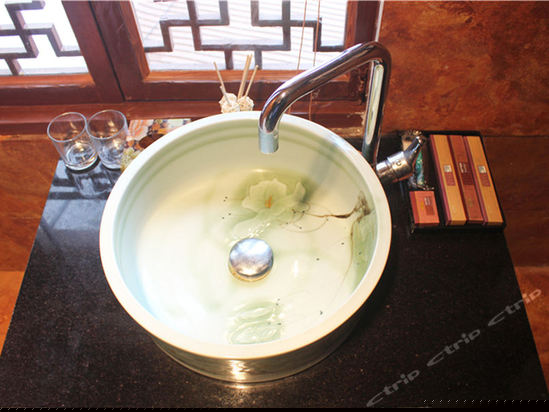 豪华大套房（花盼）