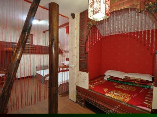 合家欢乐亲子房