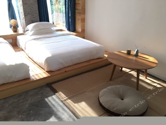 清秋（山景双床房）