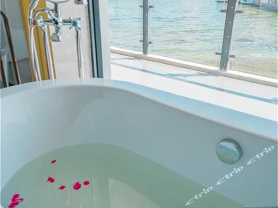 双海景大床房205