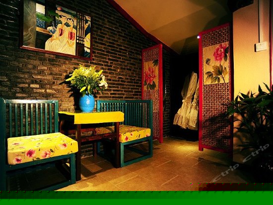 清楼豪华明清特色房