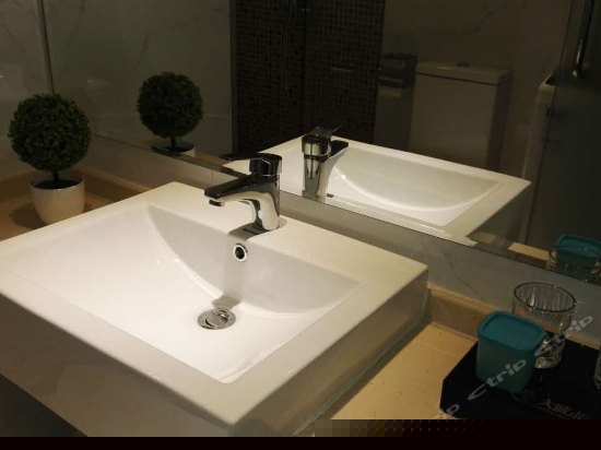 地中海时尚双床房