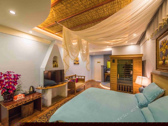 海景露台浴缸桑拿房2层