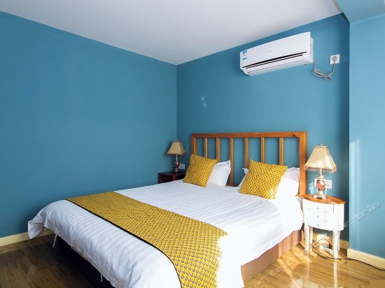 A204豪华山景大床房