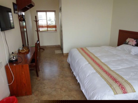 豪华海景特大床房