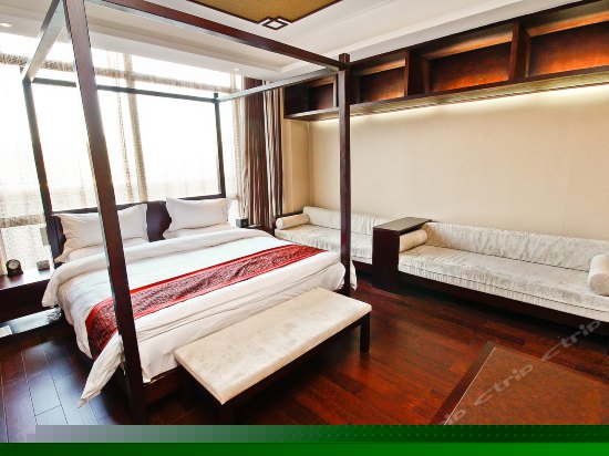 豪华商务大床间