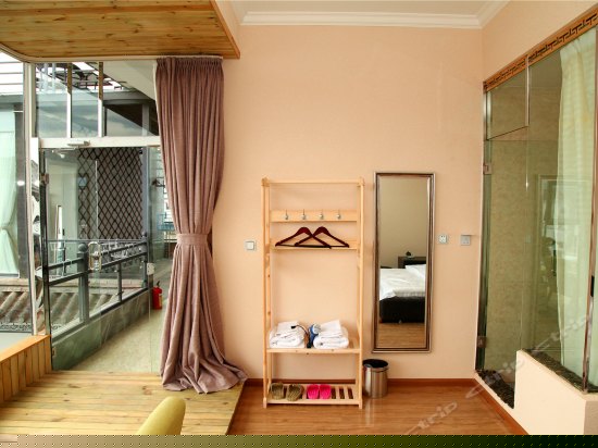 深蓝海景日出房