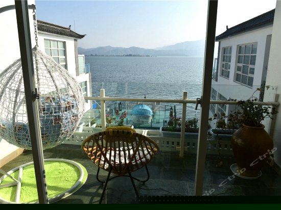 庭院海景大床房