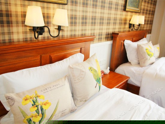 典雅园景双床房